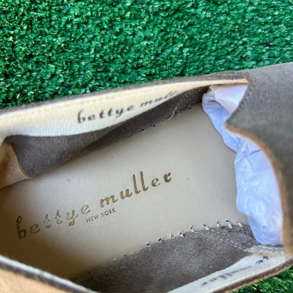 Bettye Muller New York Grey Suede Espadrille Loafers Slip On Flats Size 37